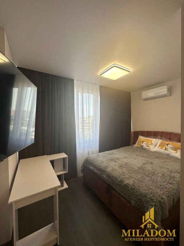 Продаж квартири 1-кімн., 30 м², Київський — фото 2