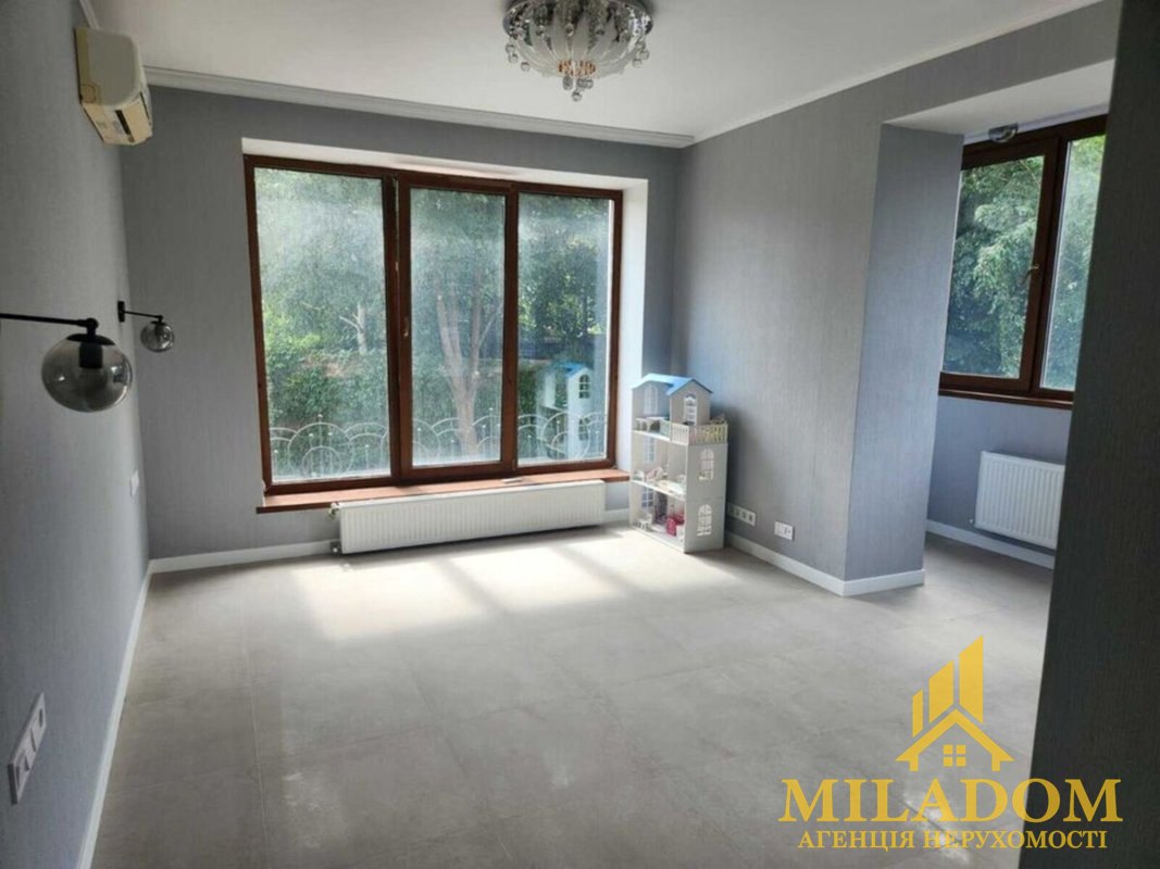 Продаж квартири 3-кімн., 103 м², Київський — фото 4