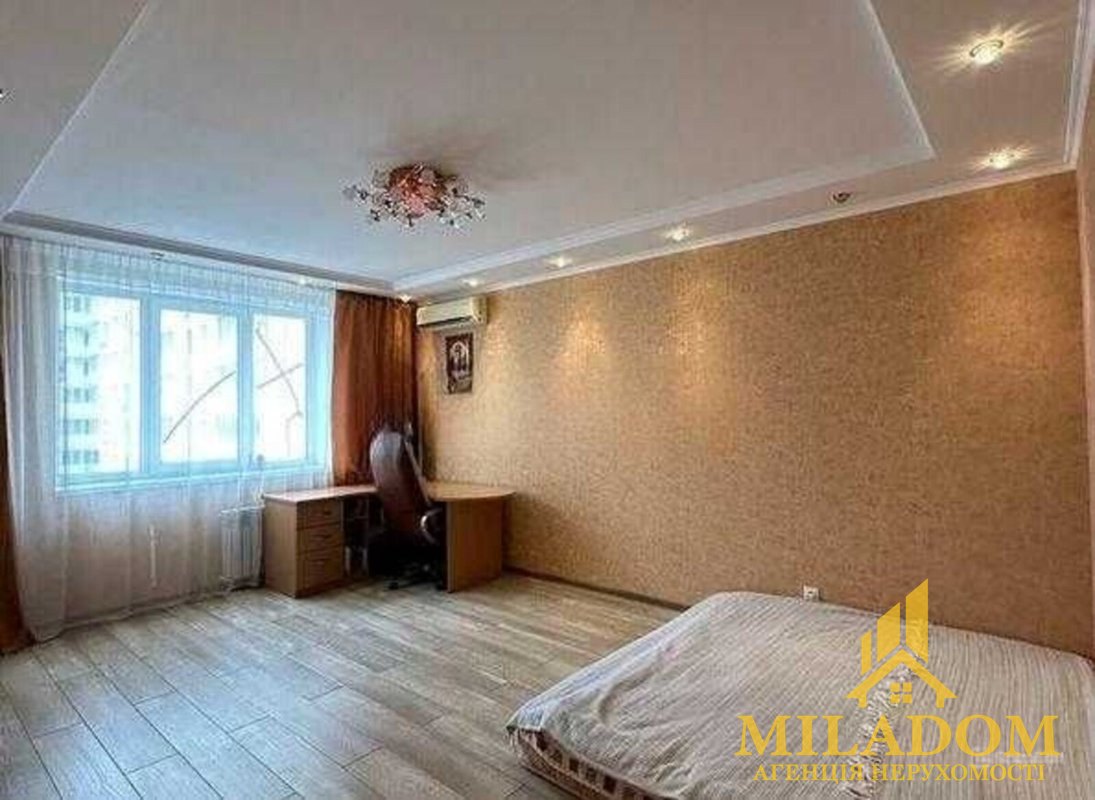 Продаж квартири 1-кімн., 52 м², Київський — фото 3