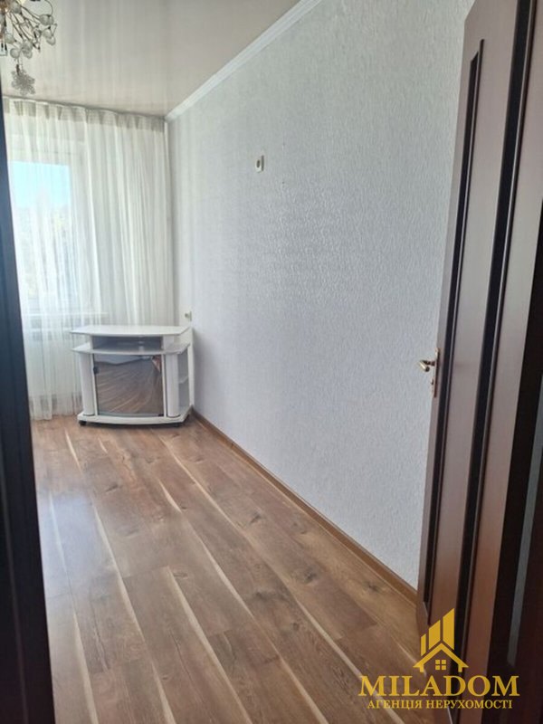 Продаж квартири 2-кімн., 45 м², Приморський — фото 2