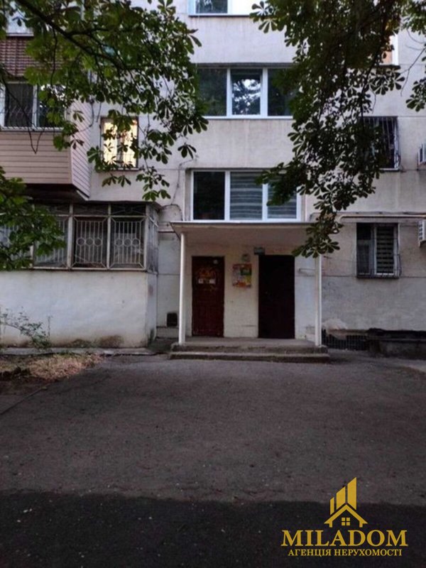 Продаж квартири 2-кімн., 43 м², Київський — фото 1