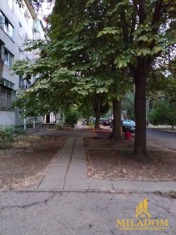Продаж квартири 2-кімн., 43 м², Київський — фото 2