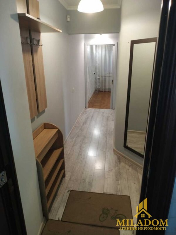 Продаж квартири 2-кімн., 40 м², Приморський — фото 1