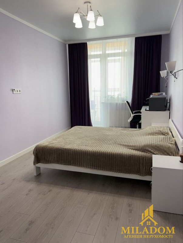 Продаж квартири 1-кімн., 47 м², Київський — фото 2