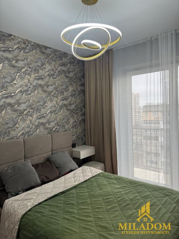 Продаж квартири 1-кімн., 36 м², Київський — фото 1