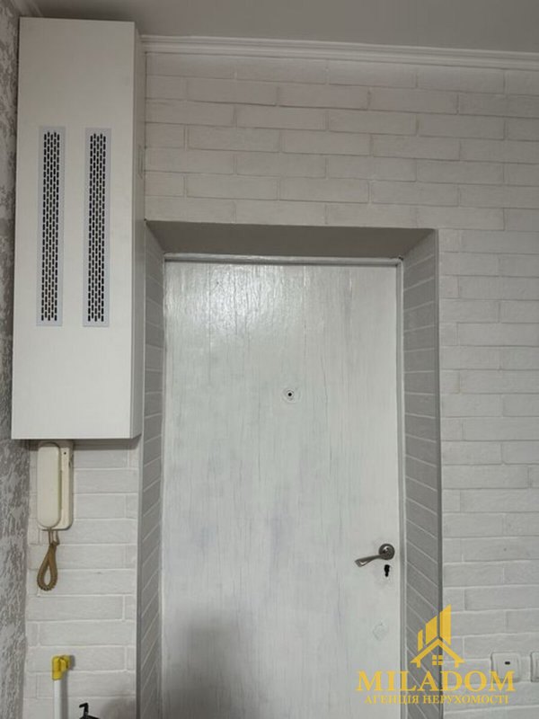 Продаж квартири 4-кімн., 78 м², Київський — фото 1