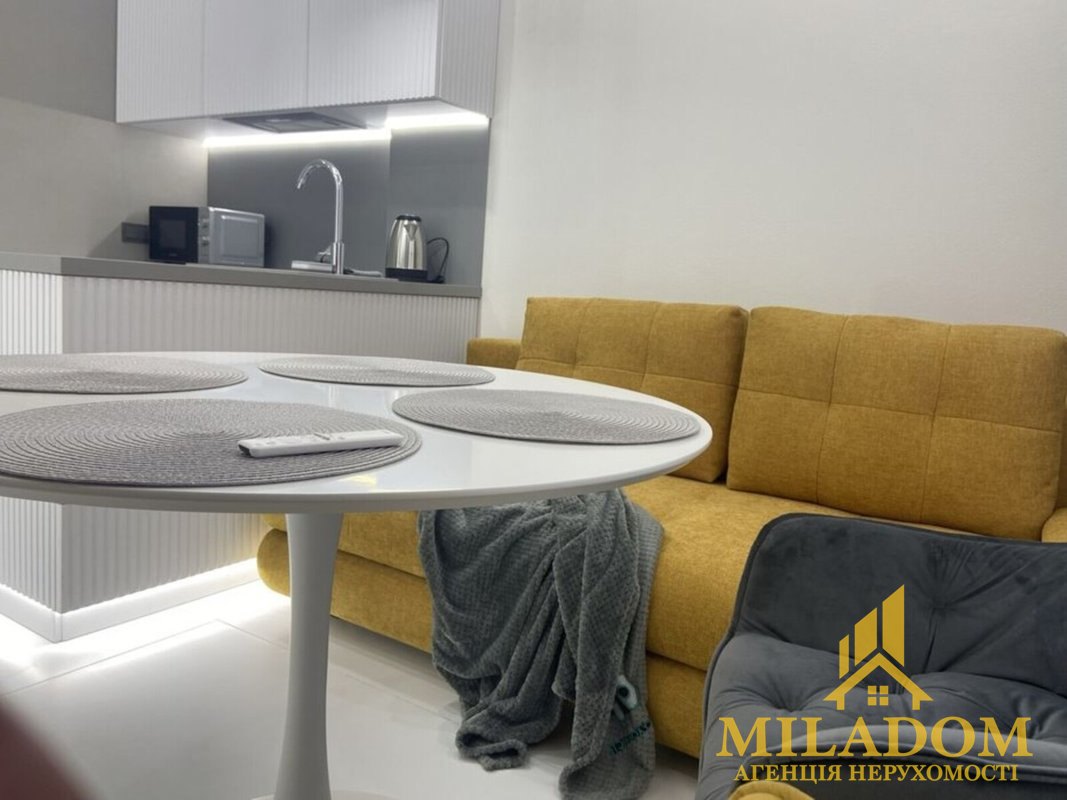Продаж квартири 2-кімн., 35 м², Приморський — фото 4