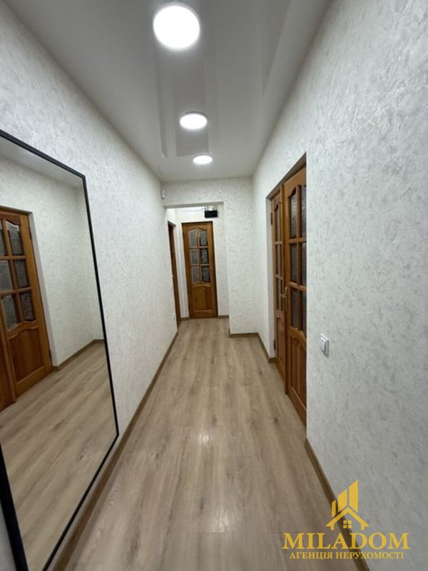 Продаж квартири 3-кімн., 64 м², Київський — фото 2