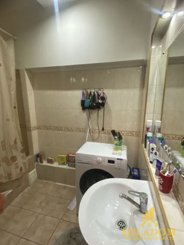 Продаж квартири 1-кімн., 36 м², Київський — фото 1