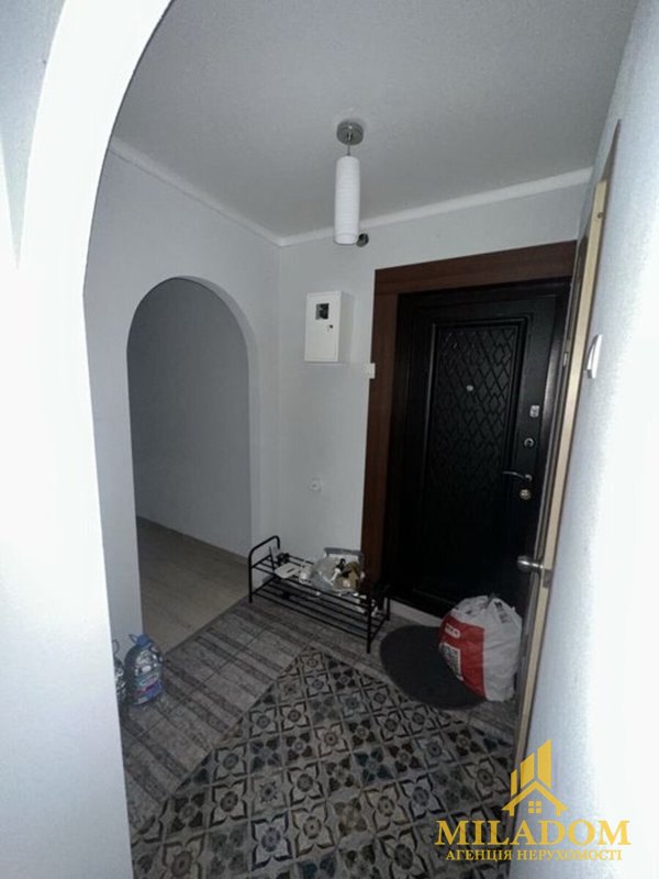 Продаж квартири 1-кімн., 32 м², Київський — фото 1