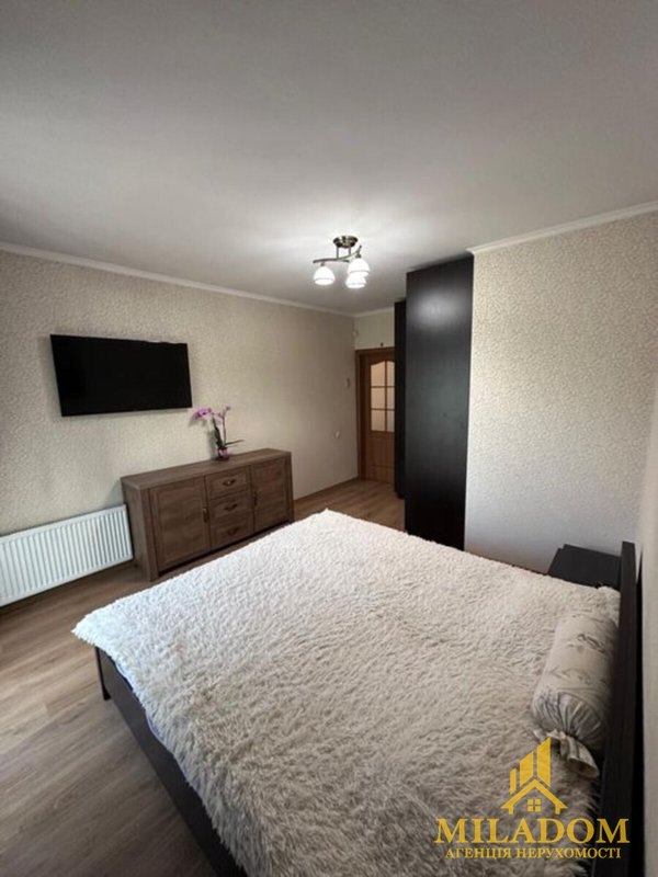 Продаж квартири 3-кімн., 76 м², Київський — фото 10