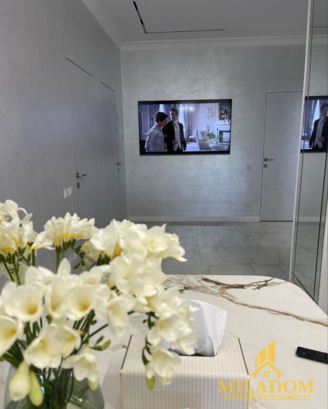 Продаж квартири 3-кімн., 85 м², Київський — фото 2