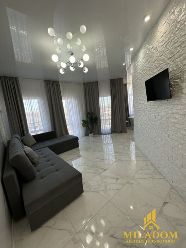 Продаж квартири 1-кімн., 40 м², Київський — фото 2