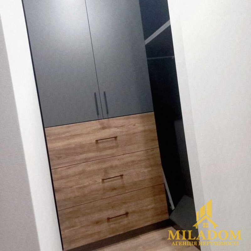 Продаж квартири 1-кімн., 31 м², Київський — фото 2