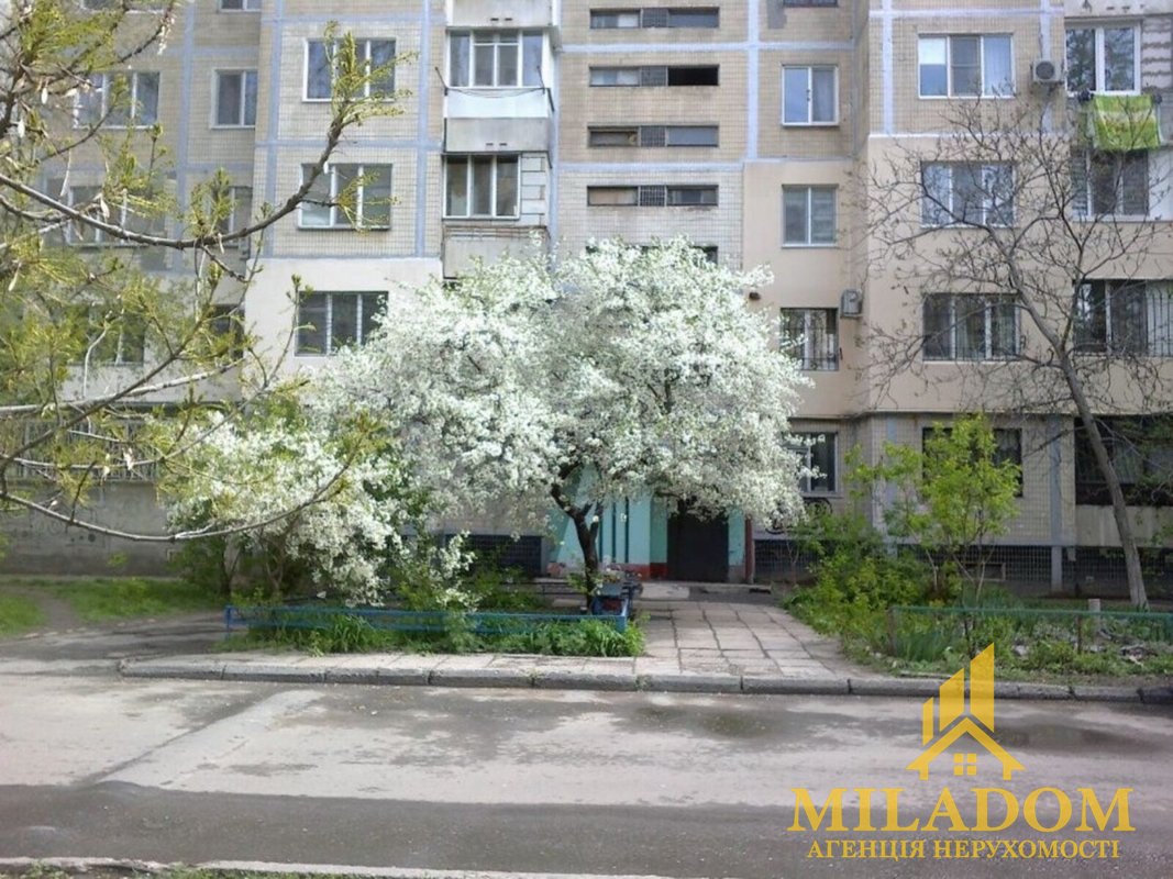 Продаж квартири 2-кімн., 50 м², Київський — фото 1