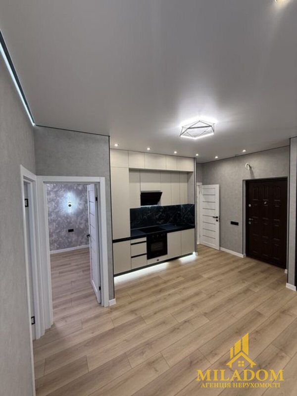 ЛУЧШАЯ ЦЕНА! Продам 2-комн. квартиру с ремонтом. 68 ЖЕМЧУЖИНА на Краснова — снимка 14