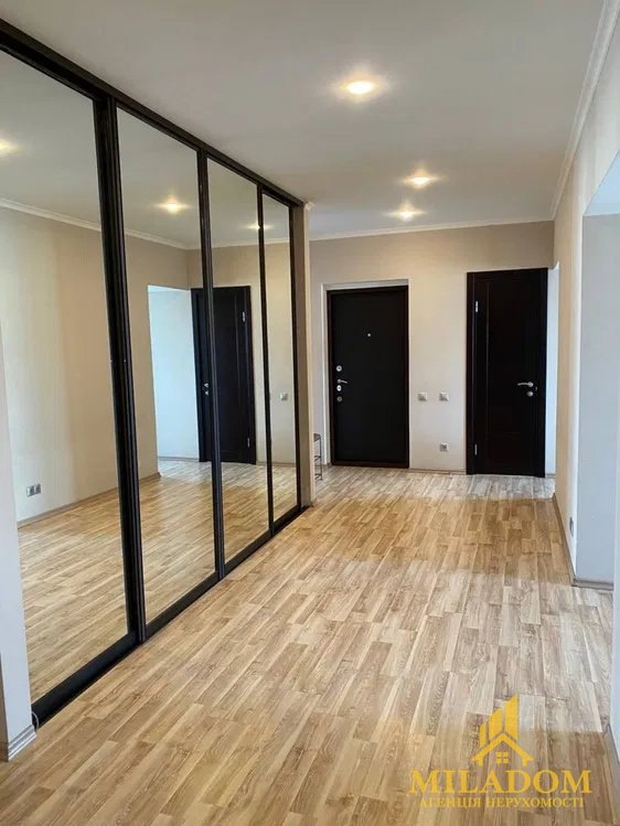 Продаж 3-кімнатної квартири 115 кв.м. на пр.Шевченко, у домі Stikon з червоної цегли. — фото 2